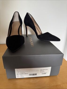 Ann Taylor Black Suede Pointed Pump Heels
